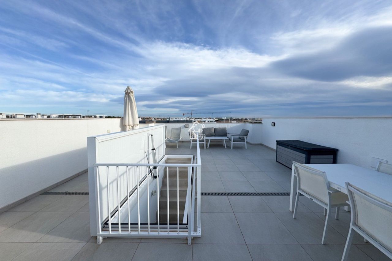 Attico a Orihuela Costa, Spagna, 73 m² - foto 4