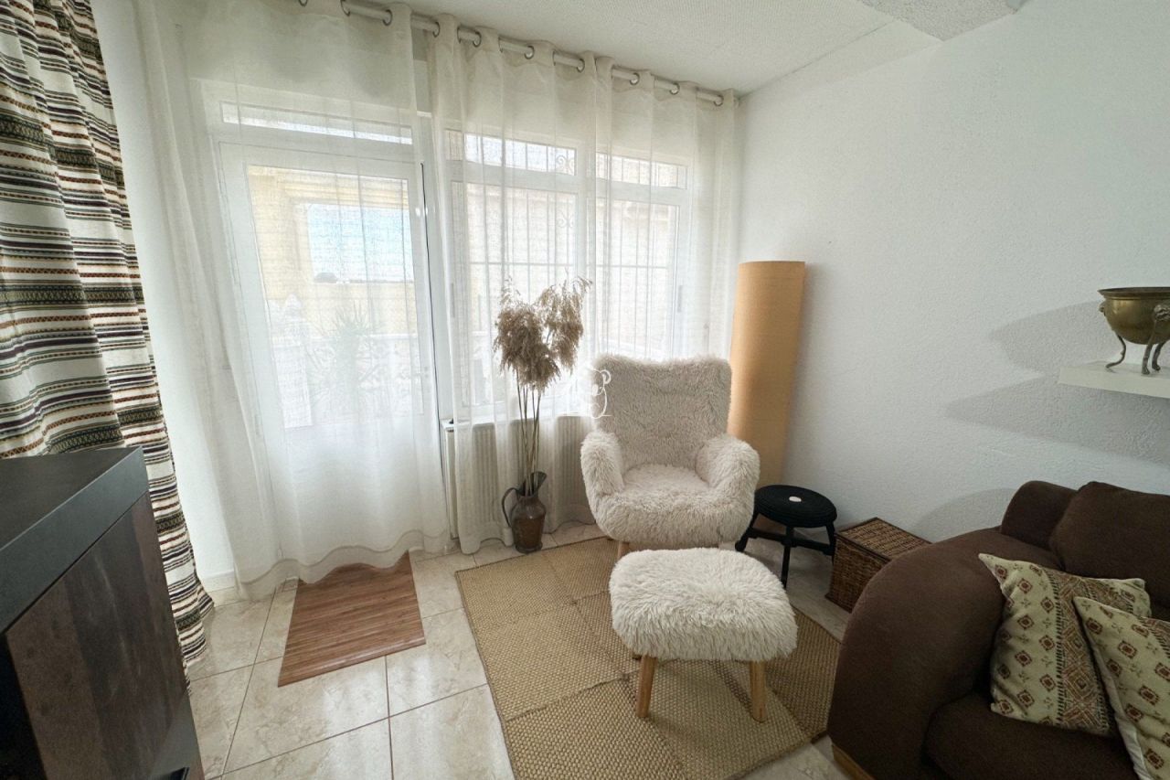 Chalet in San Miguel de Salinas, Spain, 110 m² - picture 5