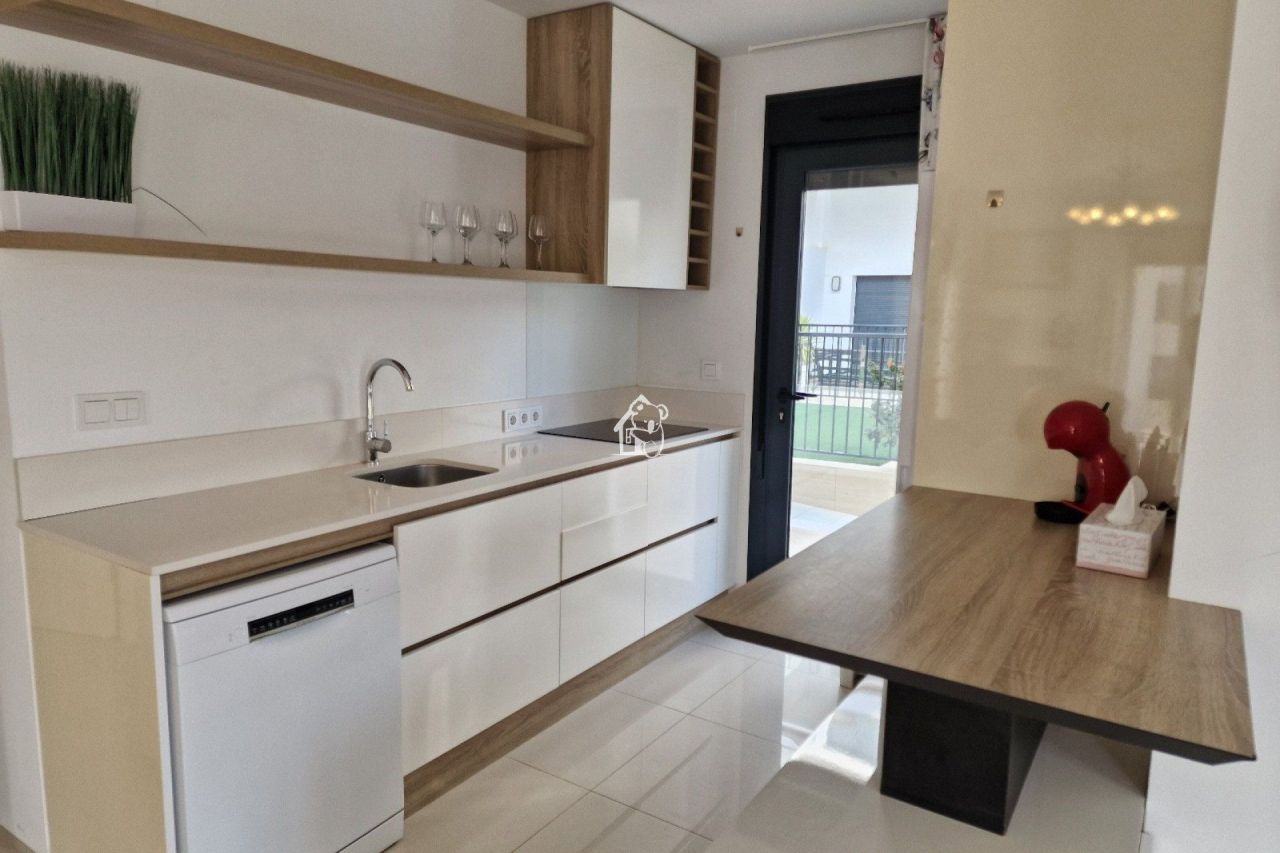 Apartment in Arenales del Sol, Spain, 85 m² - picture 5