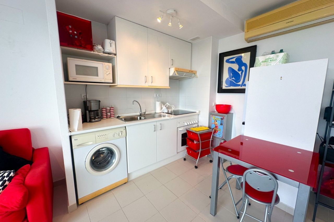 Apartment in Guardamar del Segura, Spain, 60 m² - picture 5