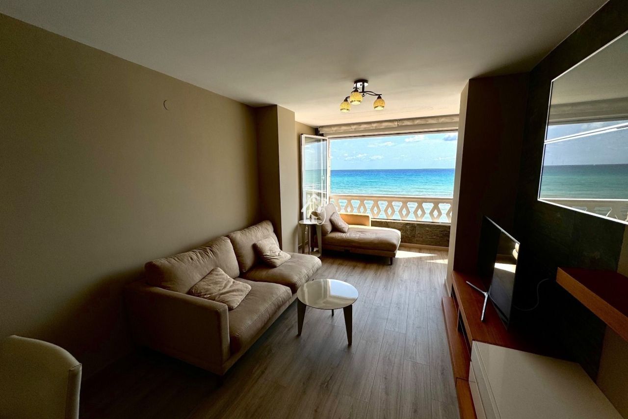 Flat in Torrevieja, Spain, 90 m² - picture 5