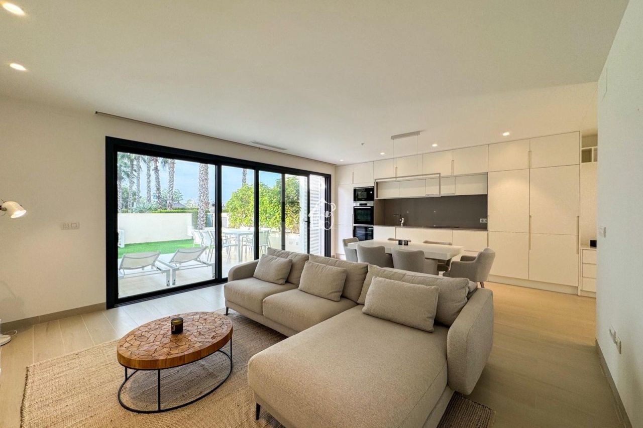 Apartamento en Las Colinas, España, 105 m² - imagen 5