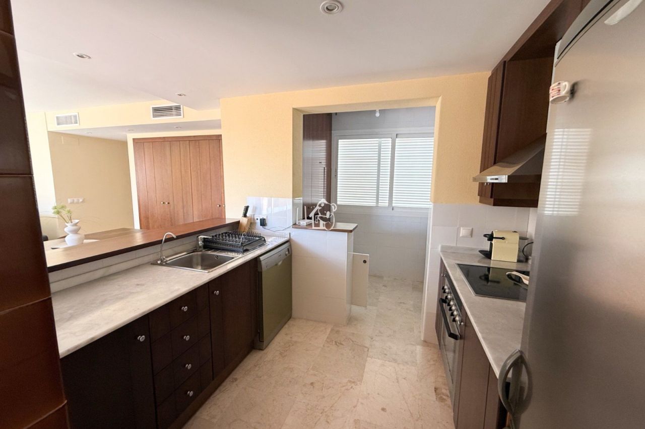 Apartment in Torrevieja, Spain, 80 m² - picture 6