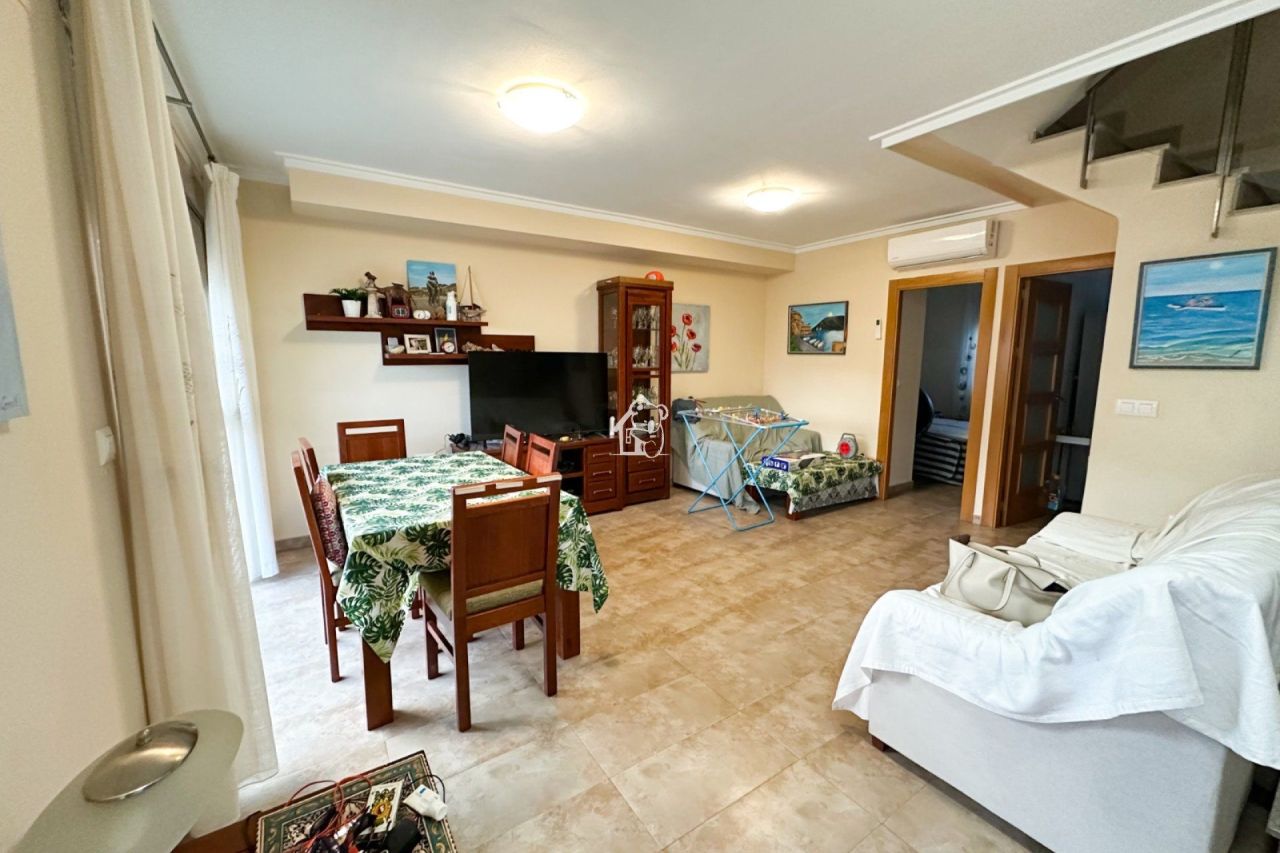 Haus in Torre de la Horadada, Spanien, 200 m² - Foto 6