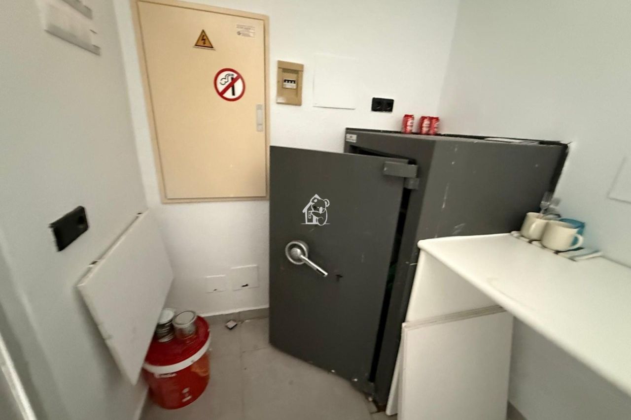 Office in Pilar de la Horadada, Spain, 70 m² - picture 6