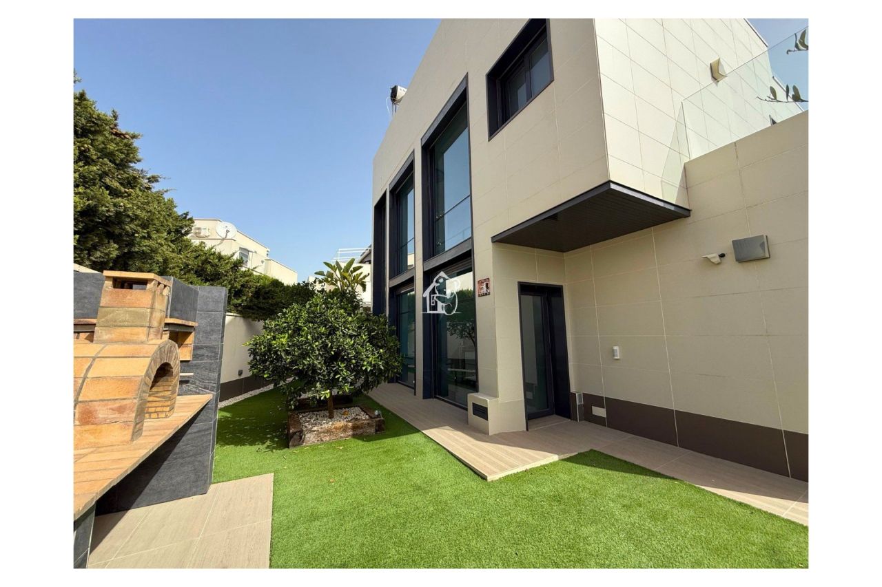 Villa in San Miguel de Salinas, Spain, 316 m² - picture 6