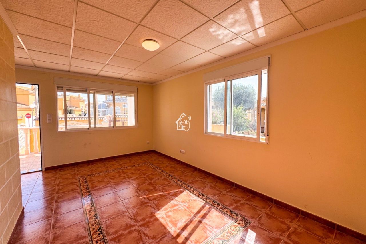 Chalet à San Miguel de Salinas, Espagne, 169 m² - image 6