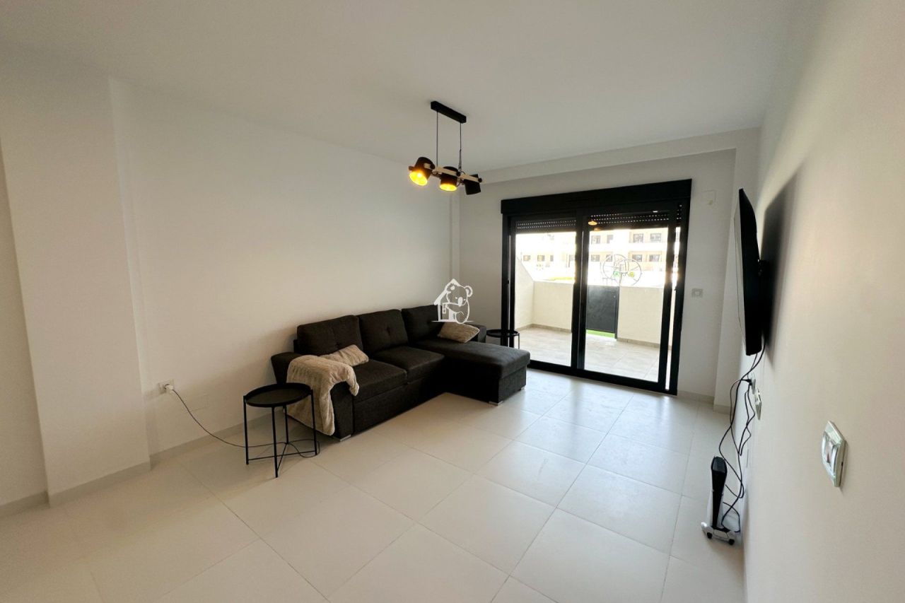 Apartment in San Miguel de Salinas, Spain, 94 m² - picture 6