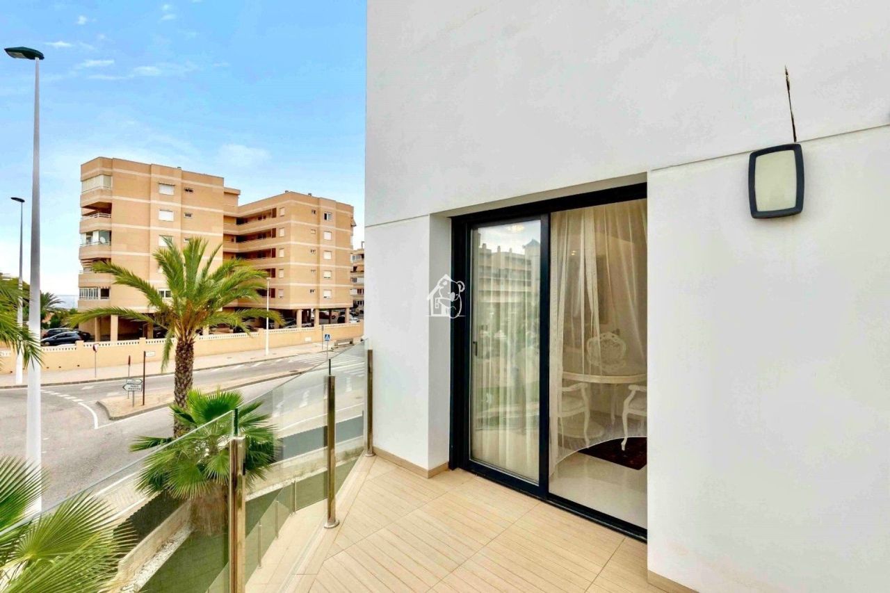 Penthouse in Arenales del Sol, Spain, 90 m² - picture 7