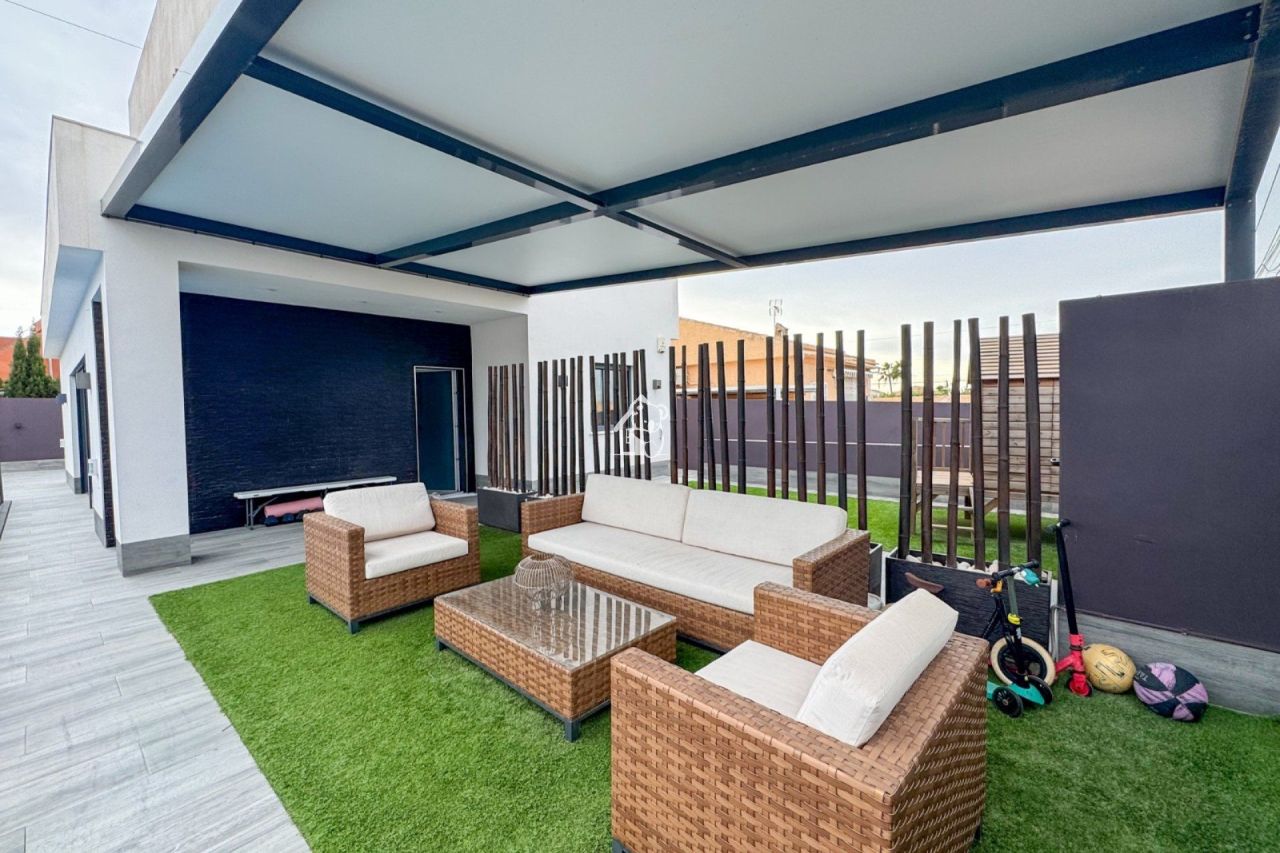 Villa a Torrevieja, Spagna, 162 m² - foto 7