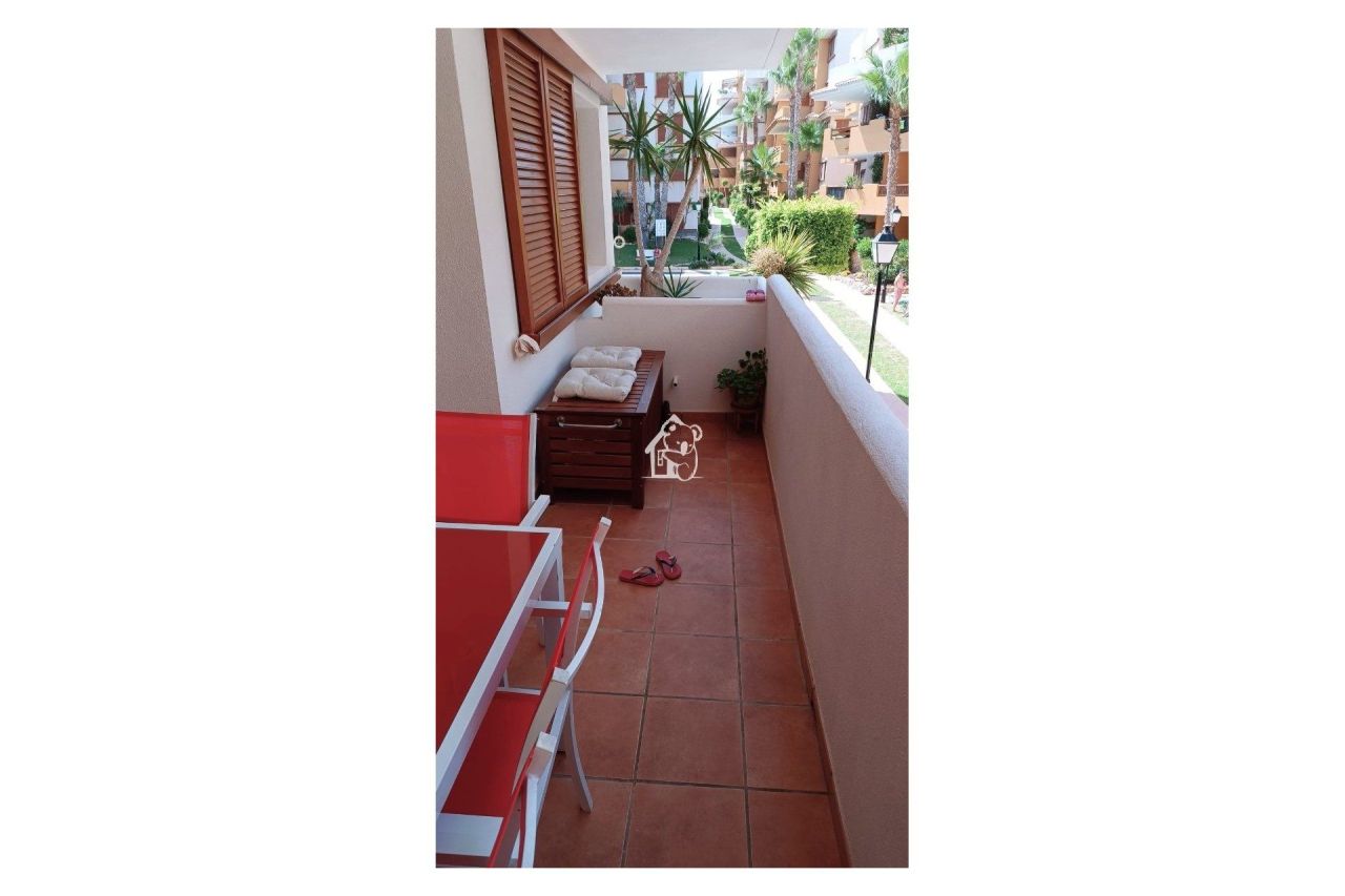 Apartment in Punta Prima, Spain, 85 m² - picture 7