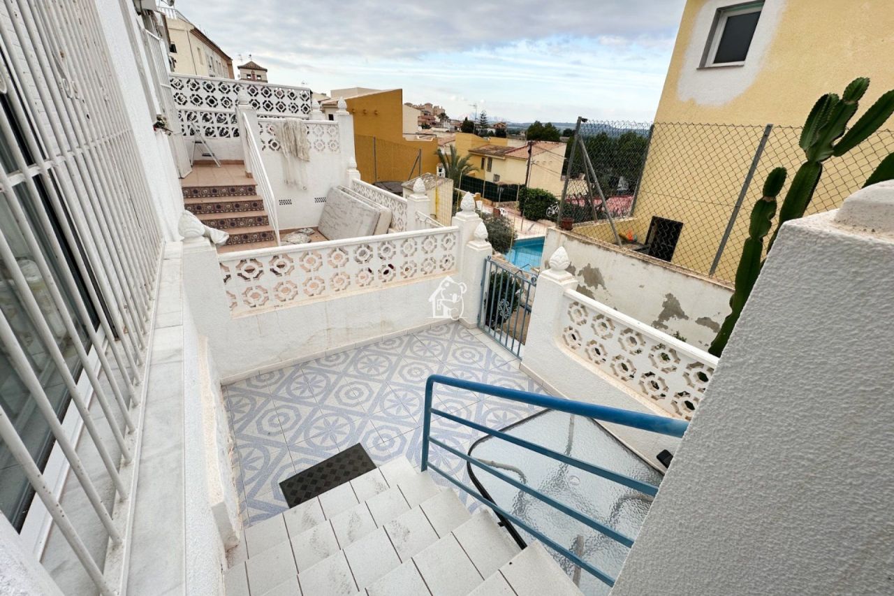 Chalet in San Miguel de Salinas, Spain, 110 m² - picture 7