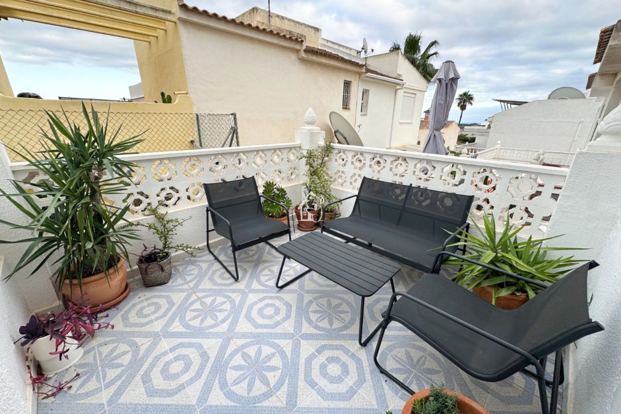 Chalet in San Miguel de Salinas, Spain, 110 m² - picture 8