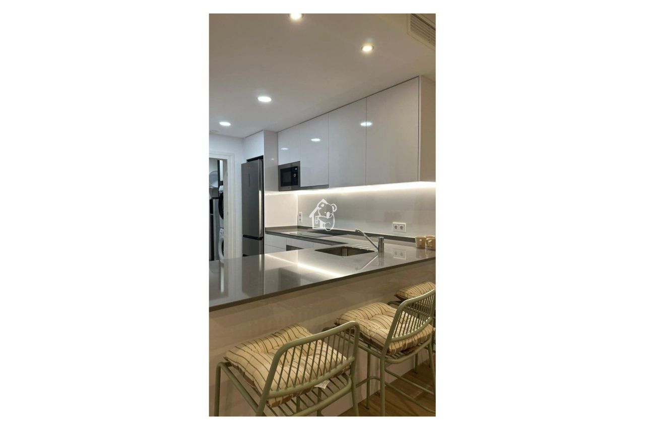 Apartment in Torrevieja, Spain, 80 m² - picture 8