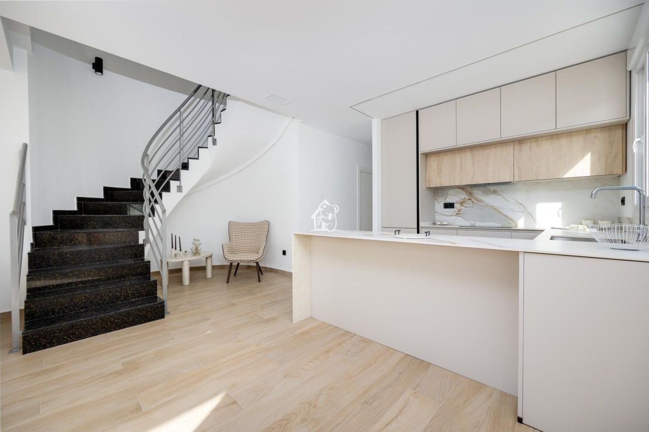 Villa in Torrevieja, Spain, 120 m² - picture 8