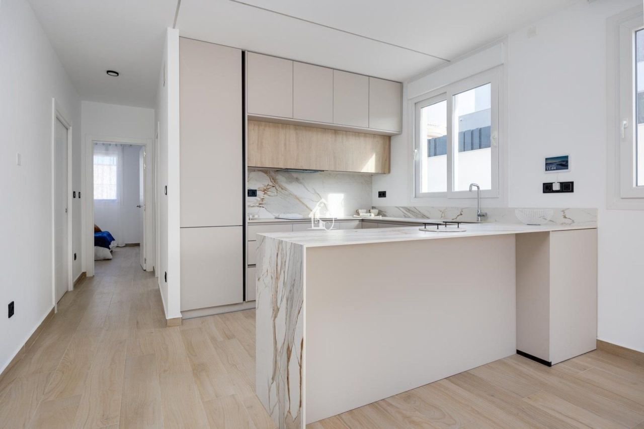 Villa in Torrevieja, Spain, 120 m² - picture 9