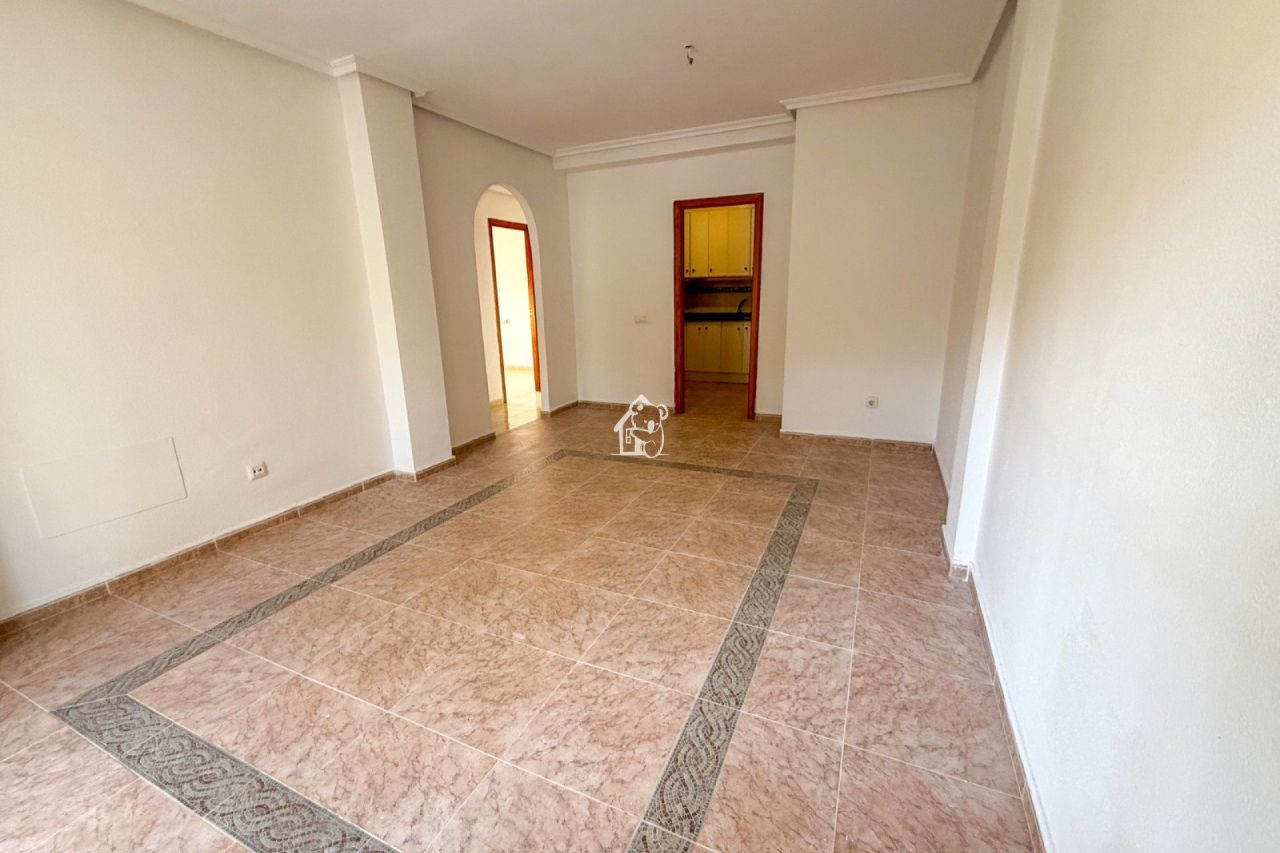 Bungalow in Torrevieja, Spain, 80 m² - picture 9