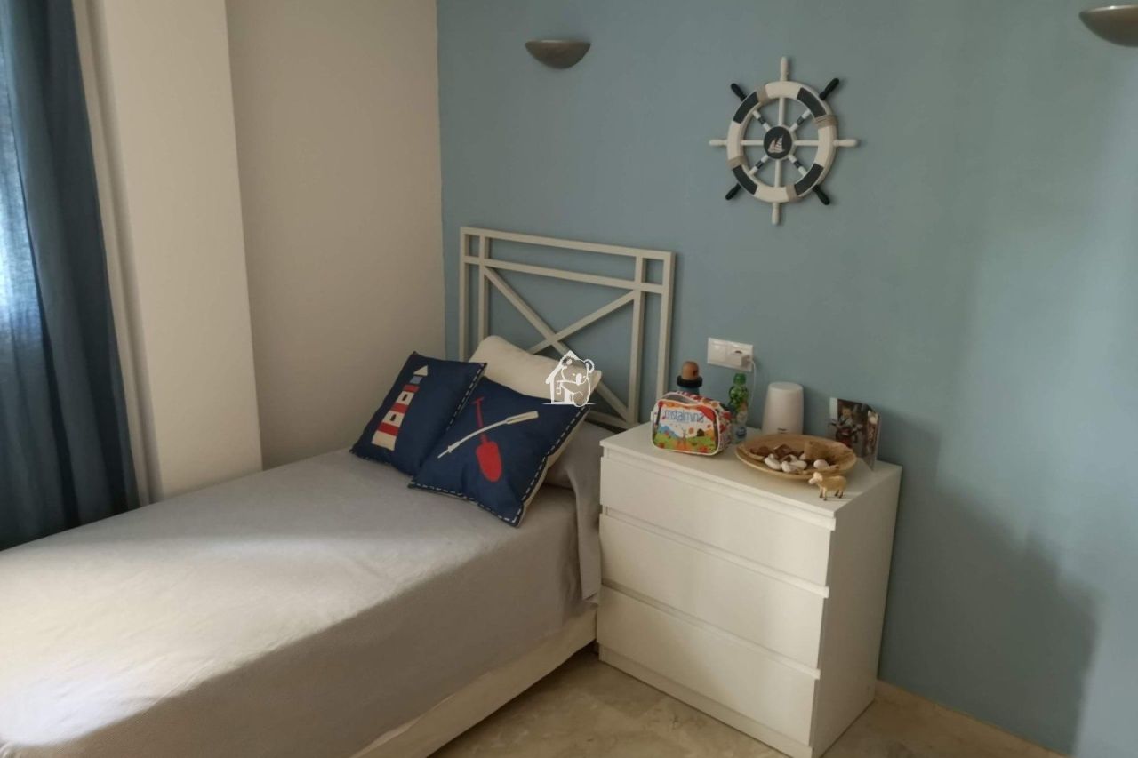 Apartment in Punta Prima, Spain, 85 m² - picture 9