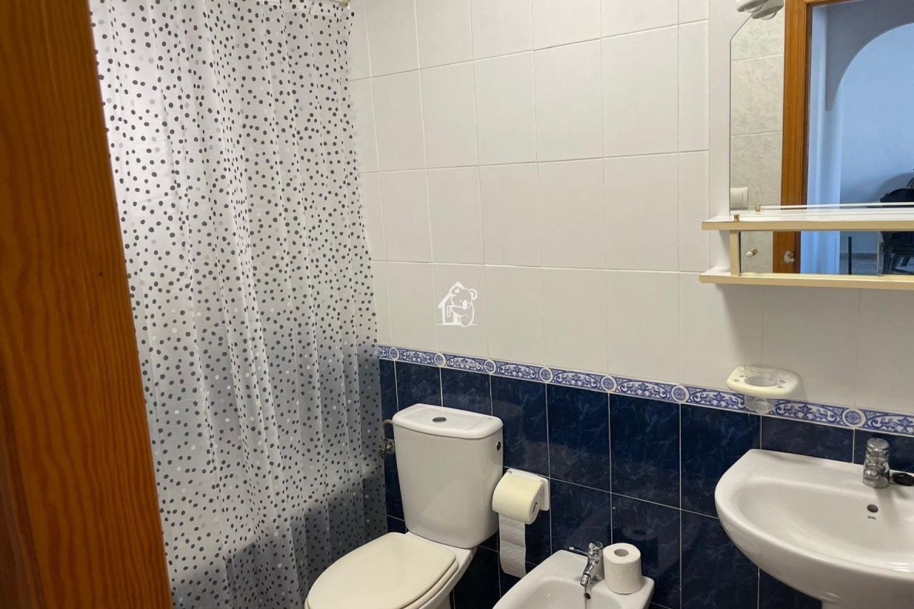 Casa en Guardamar del Segura, España, 66 m² - imagen 10