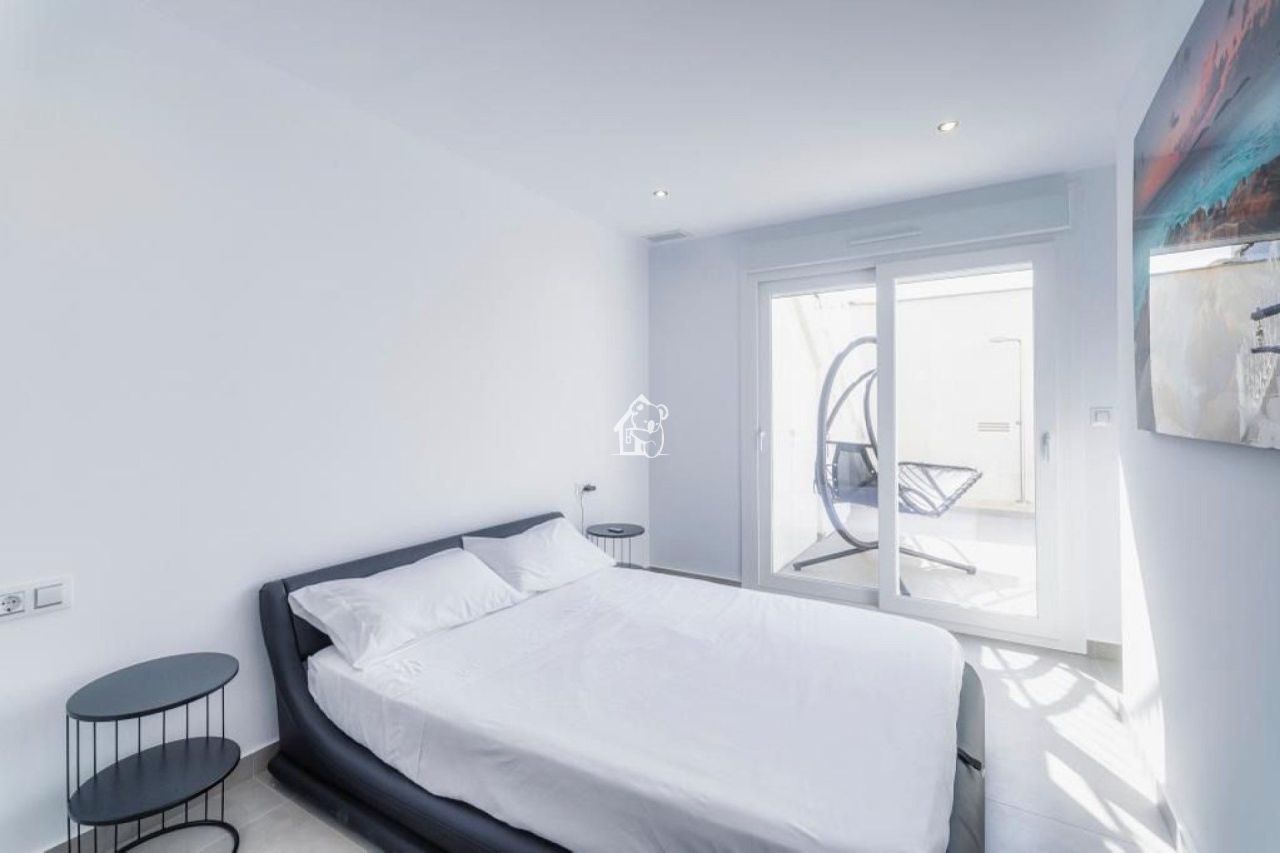 Chalet in Las Montesinos, Spain, 400 m² - picture 10