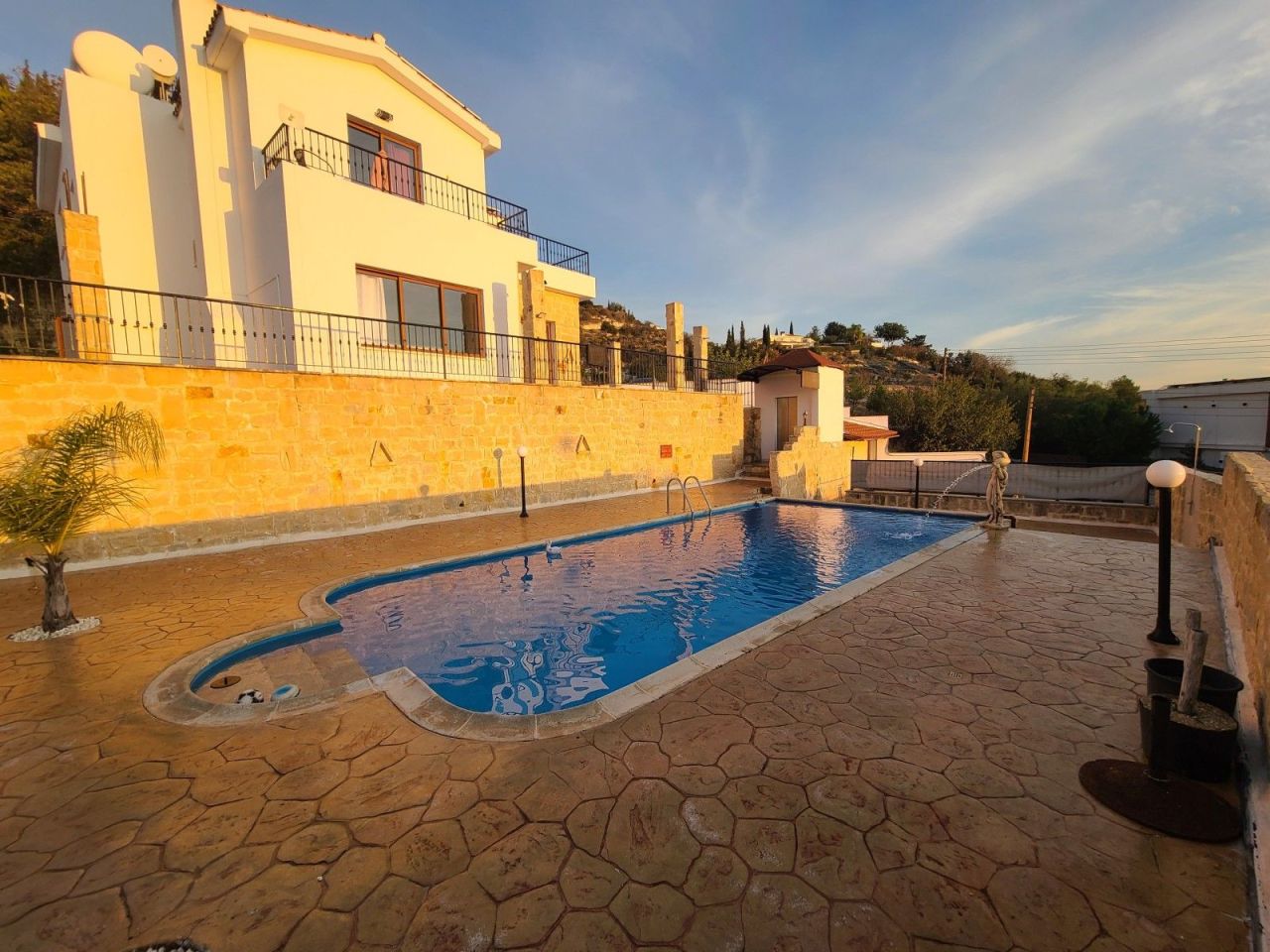 Villa a Paphos, Cipro, 200 m² - foto 1