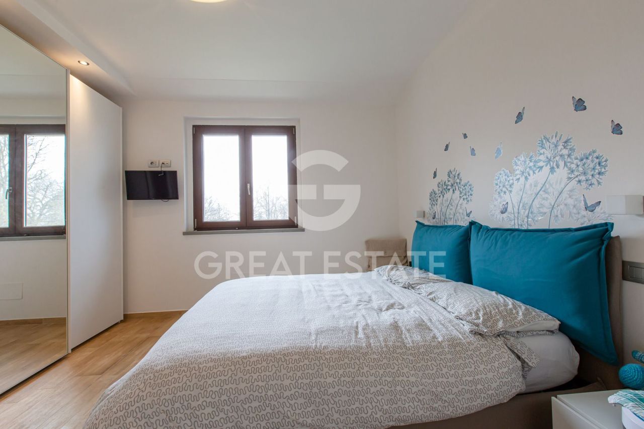 House in Passignano sul Trasimeno, Italy, 567.62 m² - picture 15