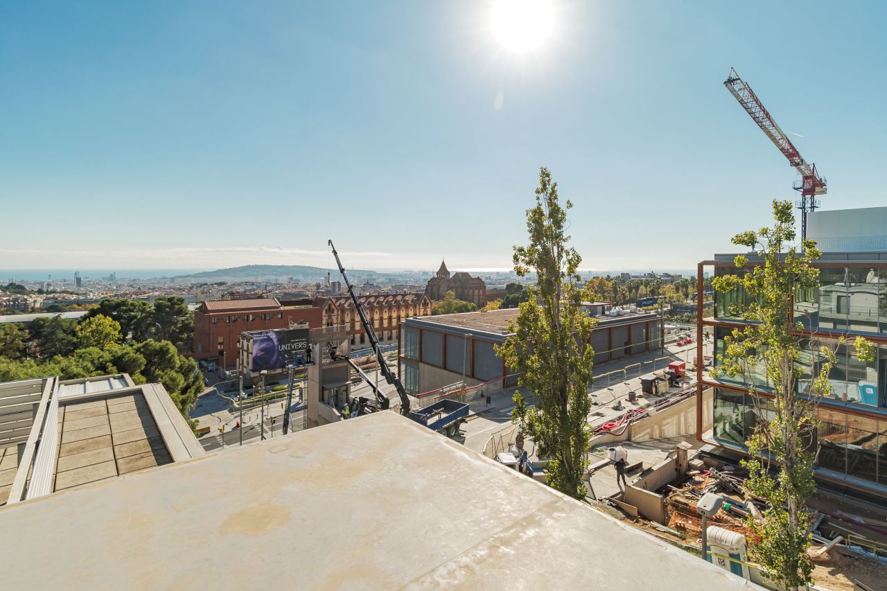 Flat in Barcelona, Spain, 202 m² - picture 13