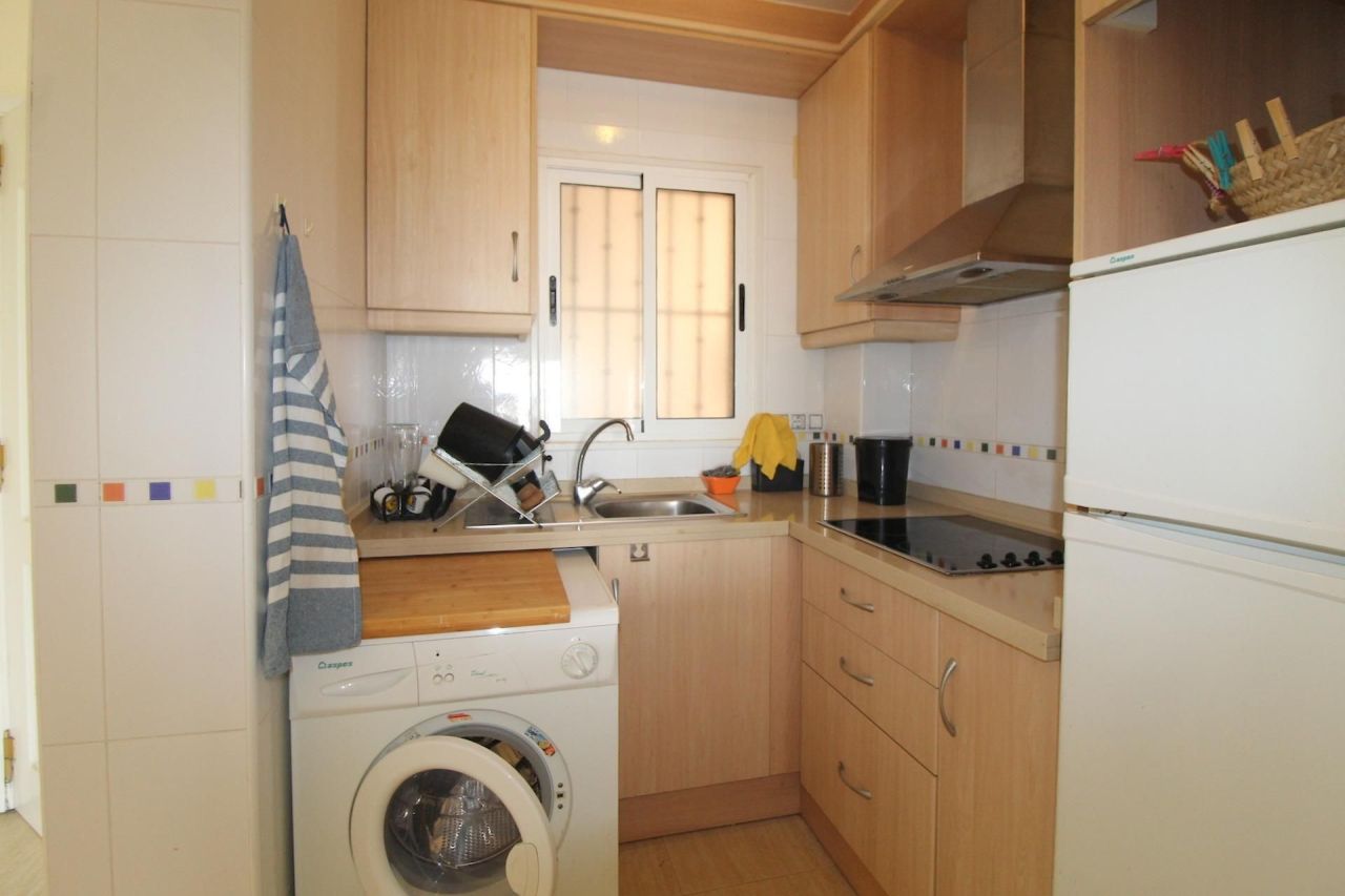 Flat in Torrevieja, Spain, 54 m² - picture 5