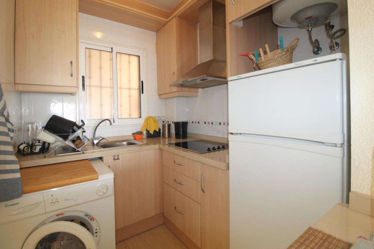Flat in Torrevieja, Spain, 54 m² - picture 4