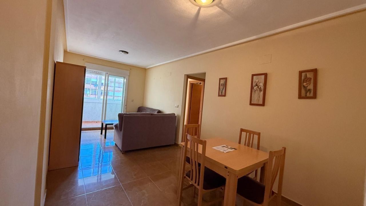 Flat in Torrevieja, Spain, 64 m² - picture 2