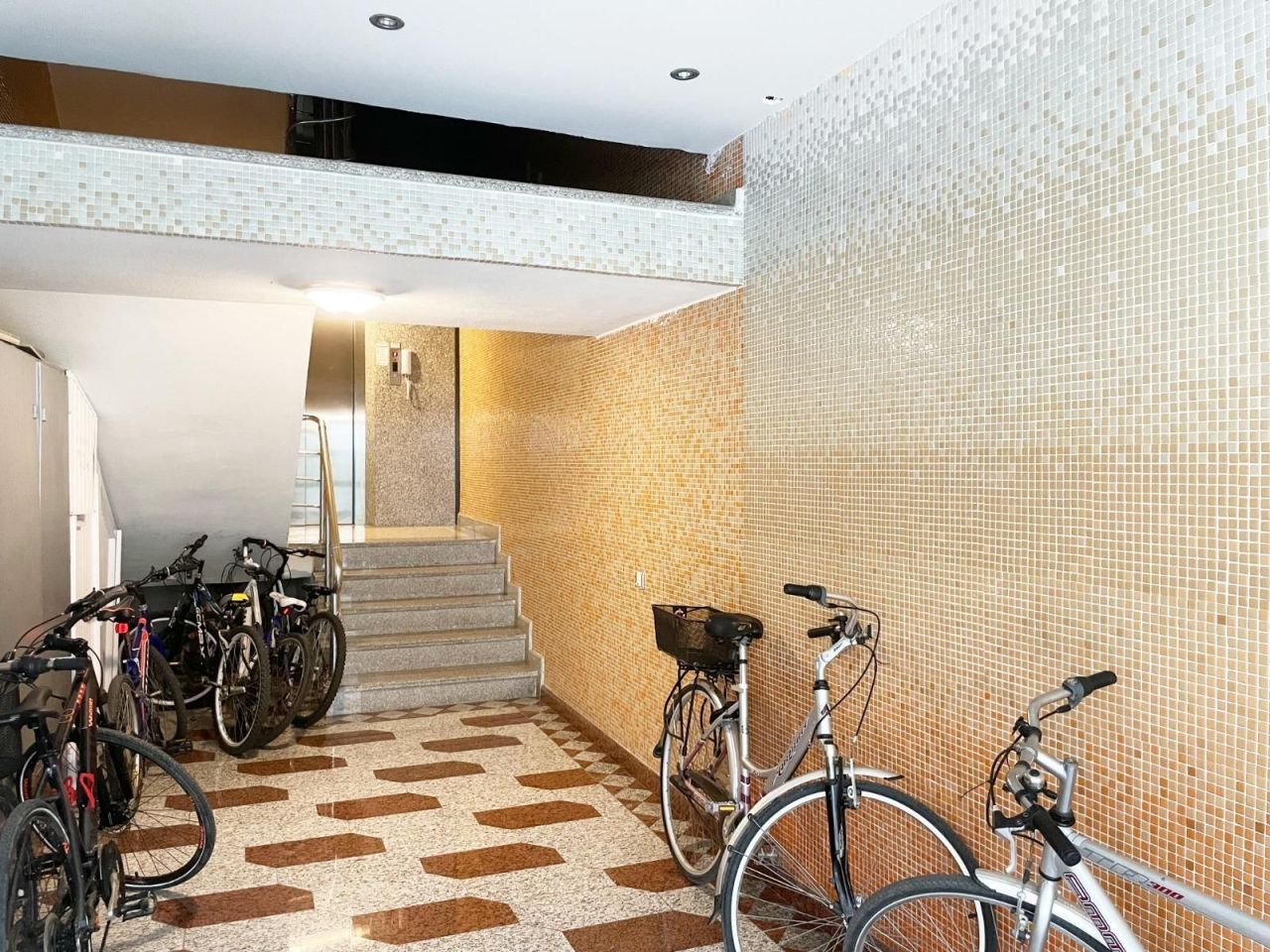 Flat in Alanya, Turkey, 200 m² - picture 18