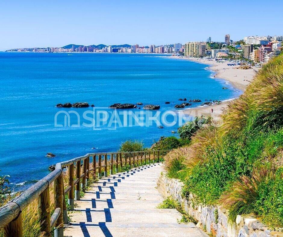 Apartment in Fuengirola, Spain, 122 m² - picture 14