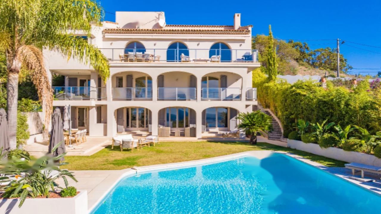 Flat in Cannes, France, 300 m² - picture 2