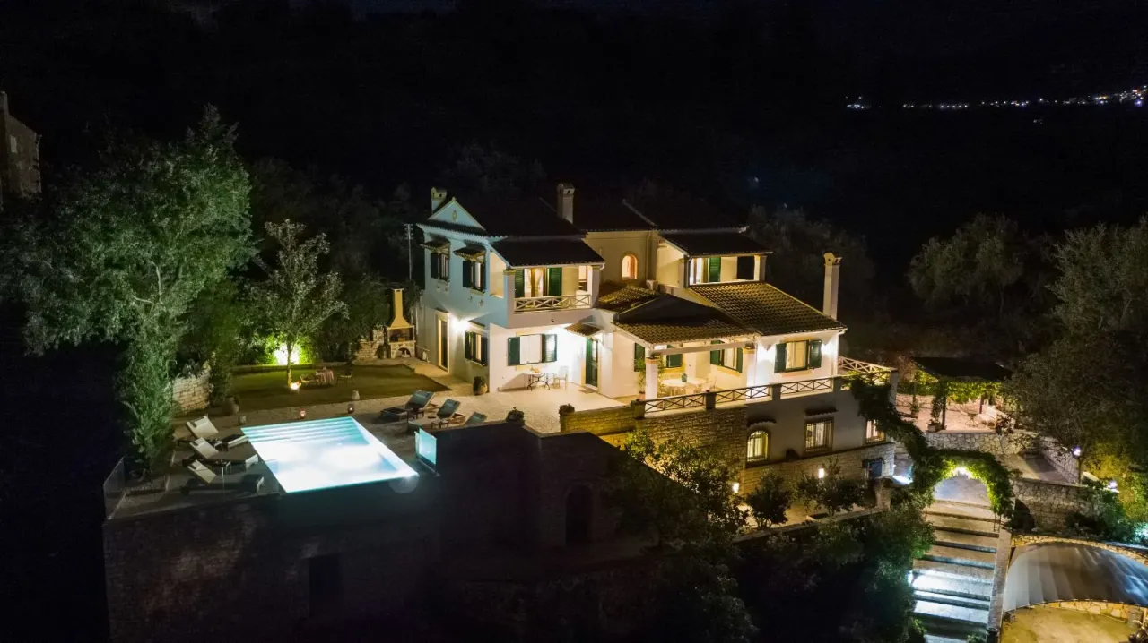Villa on Corfu, Greece, 245 m² - picture 3