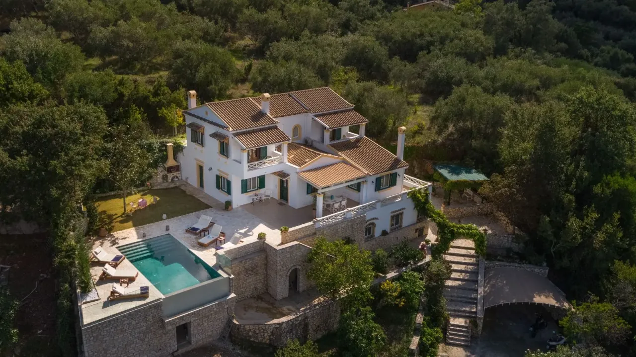 Villa on Corfu, Greece, 245 m² - picture 1