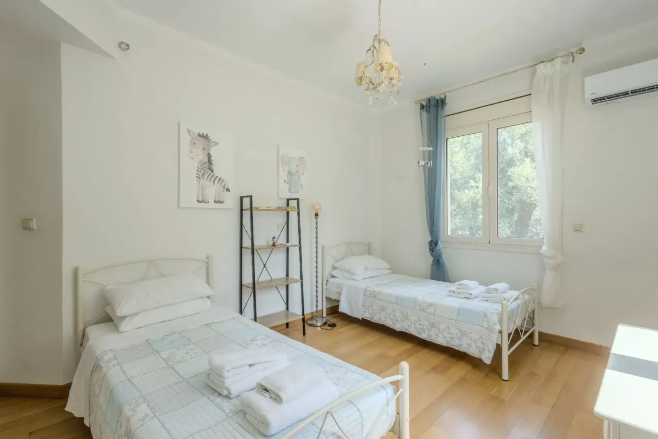 Villa sur Corfou, Grèce, 301 m² - image 4