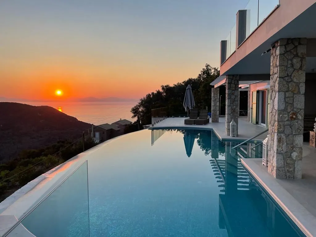 Villa in Insel Korfu, Griechenland, 199 m² - Foto 1