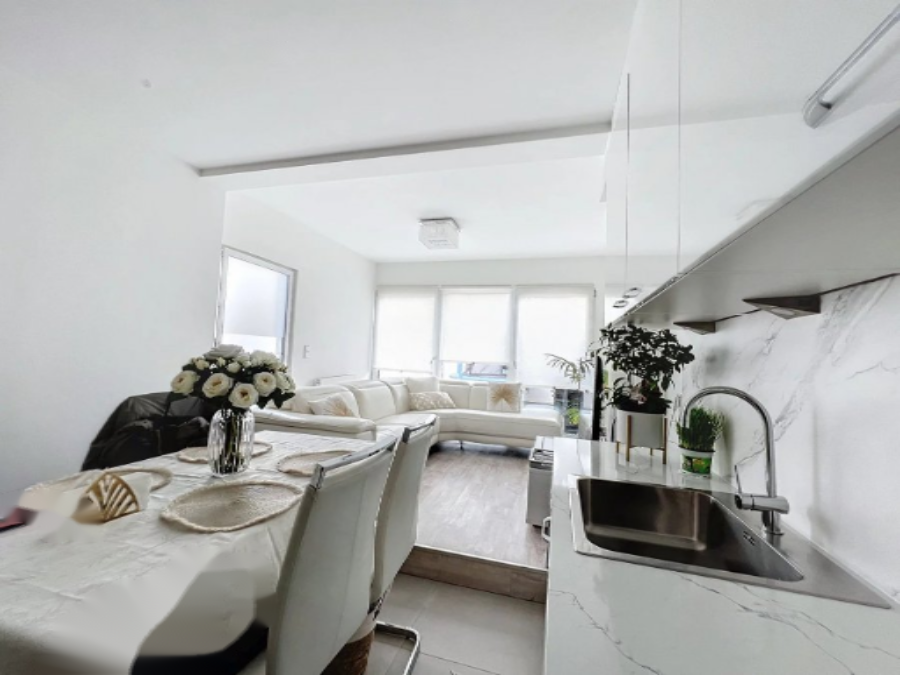 Flat in Luxembourg, Luxembourg, 61 m² - picture 1