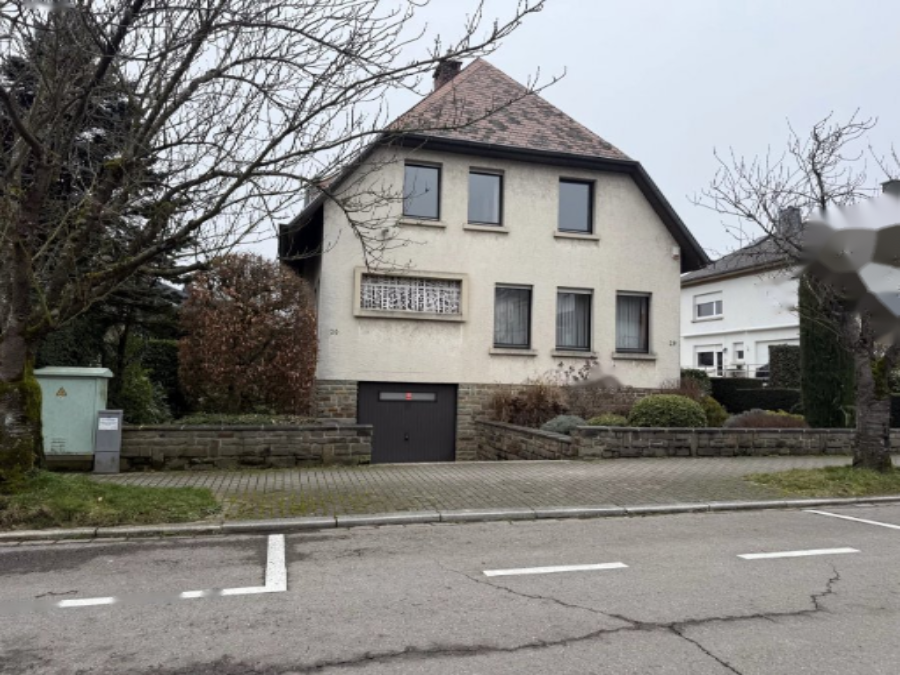 Haus in Luxemburg, Luxemburg, 200 m² - Foto 1