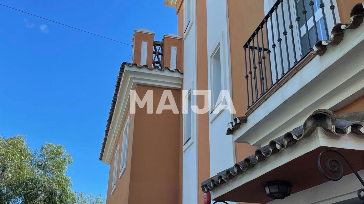 Commercial property in Estepona, Spain, 1 150 m² - picture 6