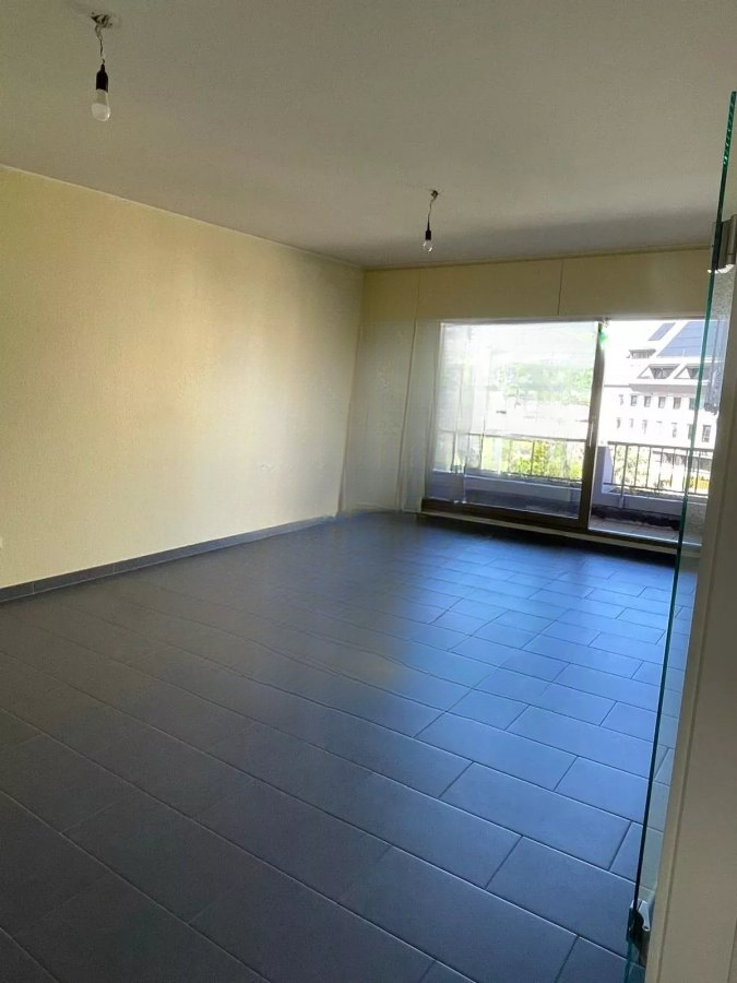 Flat in Luxembourg, Luxembourg, 94 m² - picture 2