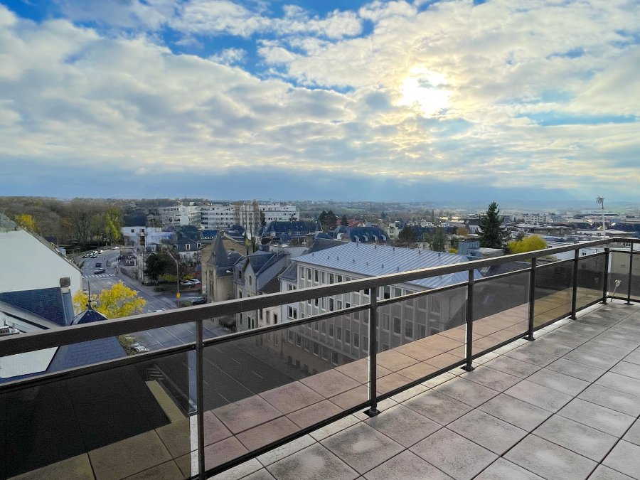 Flat in Luxembourg, Luxembourg, 122 m² - picture 3