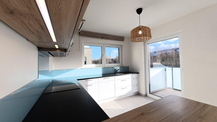 Flat in Luxembourg, Luxembourg, 90 m² - picture 3