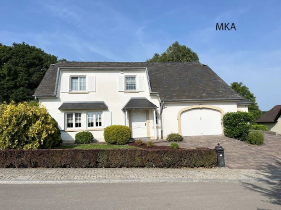 Flat in Luxembourg, Luxembourg, 257 m² - picture 3