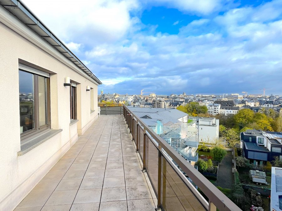 Flat in Luxembourg, Luxembourg, 122 m² - picture 4