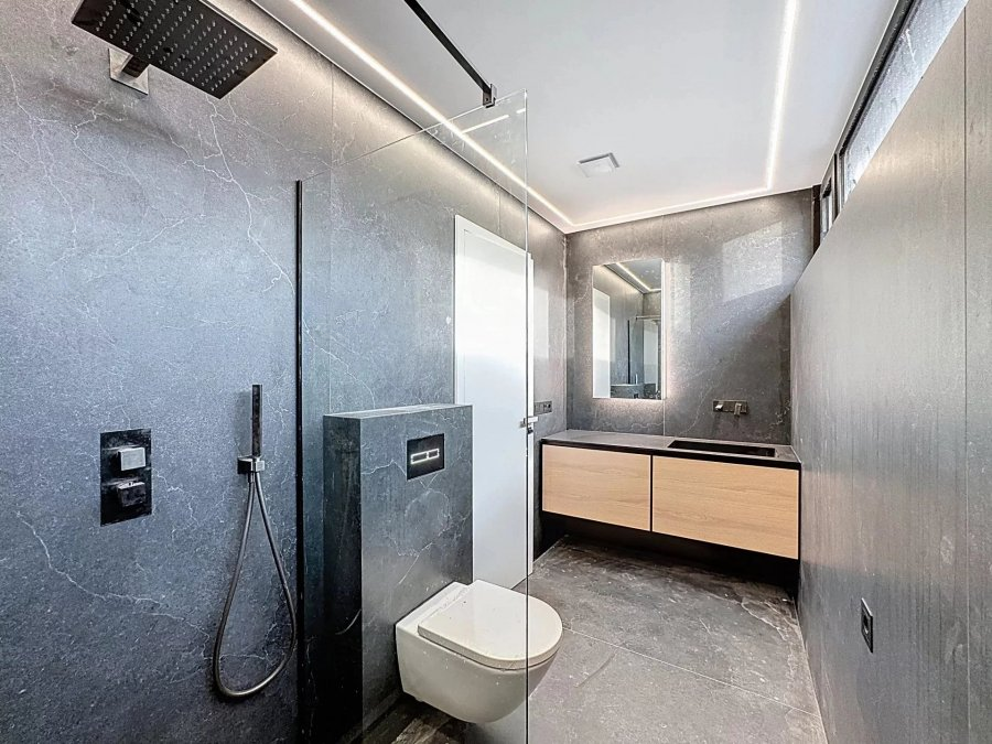 Flat in Luxembourg, Luxembourg, 80 m² - picture 5