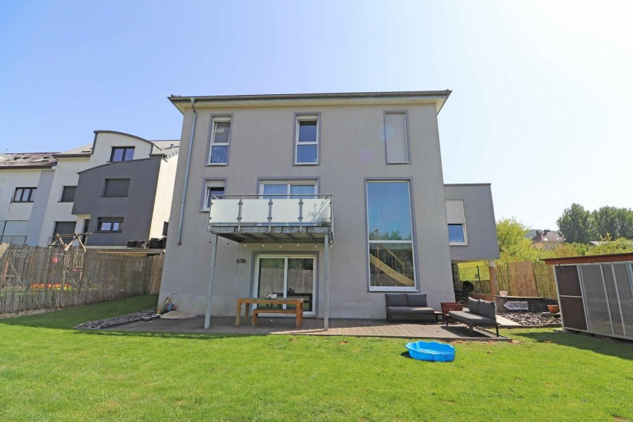 Maison au Luxembourg, Luxembourg, 315 m² - image 2