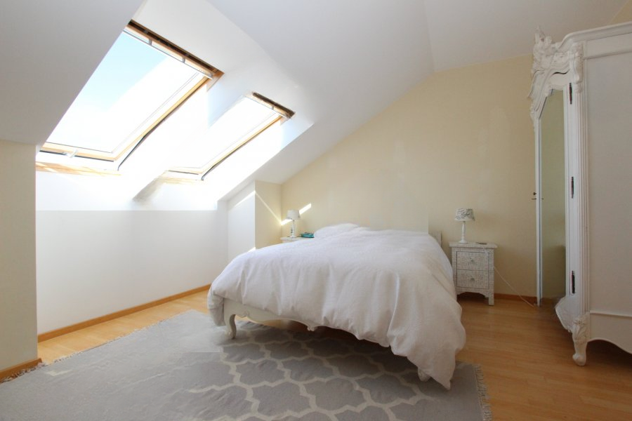 Flat in Luxembourg, Luxembourg, 200 m² - picture 3
