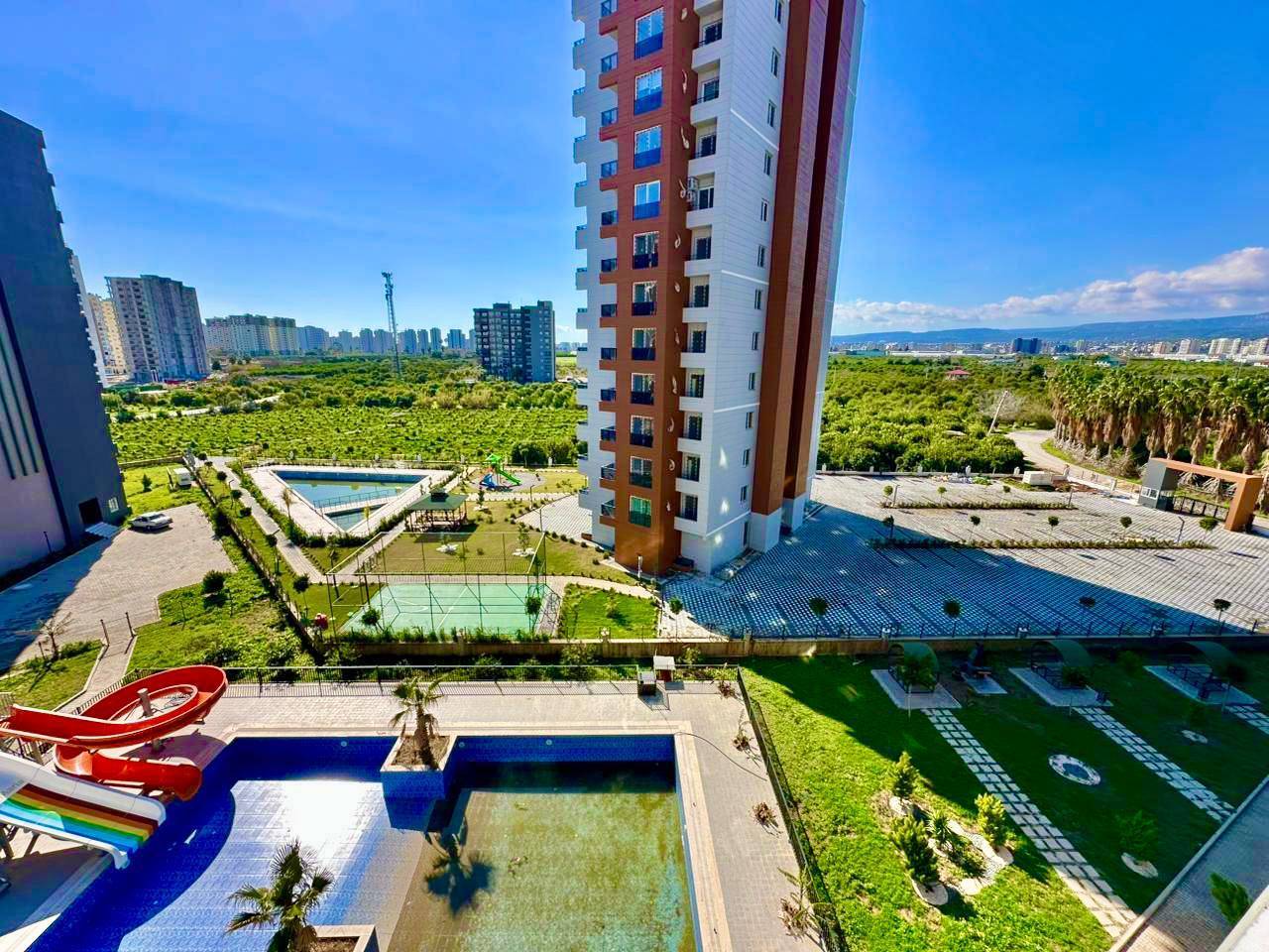 Piso en Mersin, Turquia, 52 m² - imagen 1