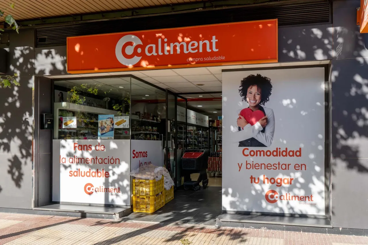 Commercial property on Costa del Maresme, Spain, 756 m² - picture 1